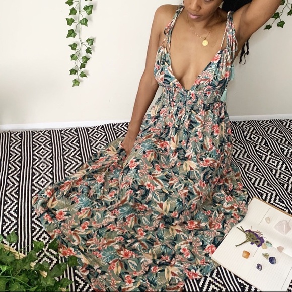 Green Floral Dress 🚨NEW🚨 - Picture 5 of 12